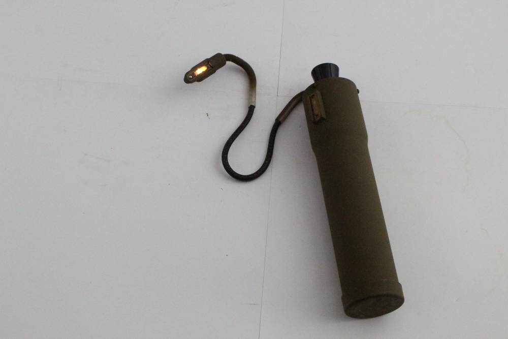 US Instrument Light M33 Mortar Site Light New In Box!-img-3