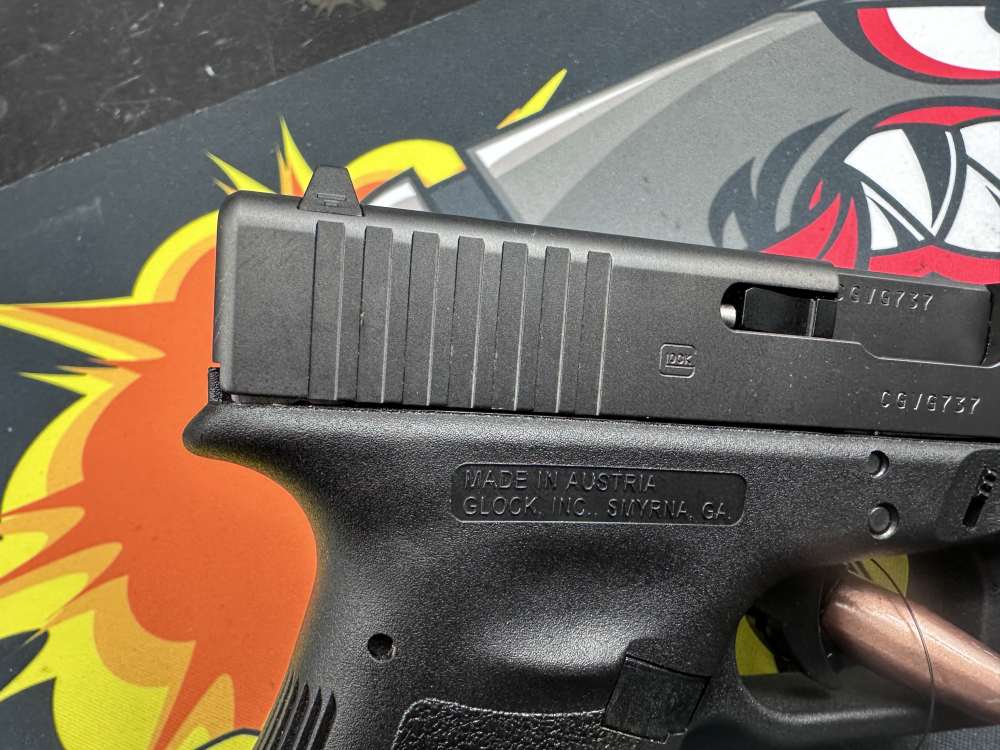 Glock 17 Gen 3 9mm 4.49" 2x17rd Mags Case Penny Start No Reserve-img-10