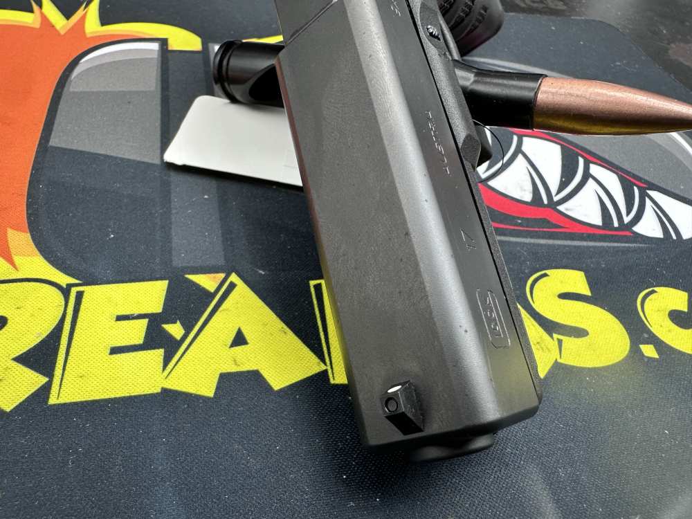 Glock 17 Gen 3 9mm 4.49" 2x17rd Mags Case Penny Start No Reserve-img-5