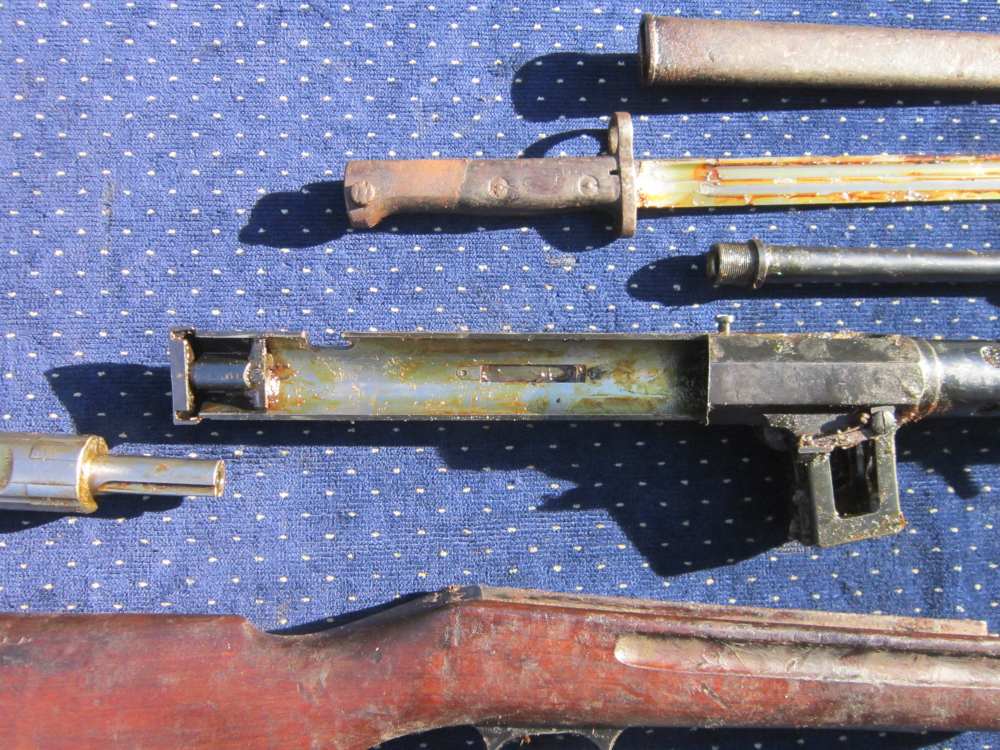Steyr-Solothurn MP34 parts kit  w/Barrel, sheath, 3 Mags, &Tools in leather-img-46