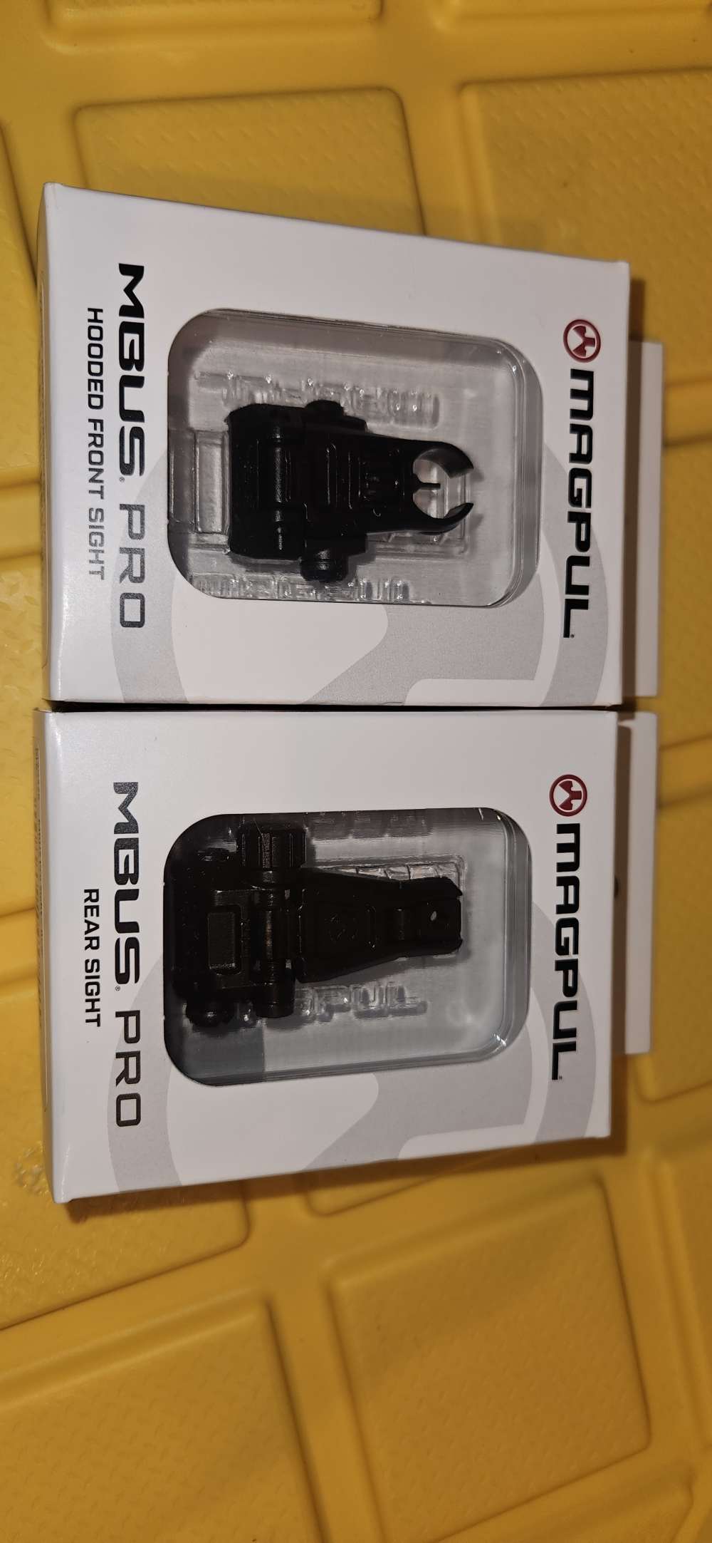 MAGPUL MBUS Pro Sight Set Front Hooded & Rear AR15 M4 M16 Blk. -img-0