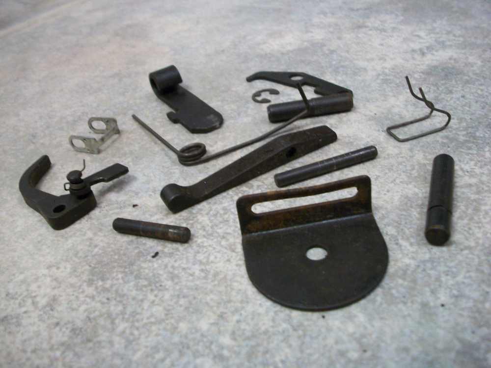 intratec tec9 9mm dc9 pistol lower receiver trigger parts kg99 ab10 kg 9 mm-img-2