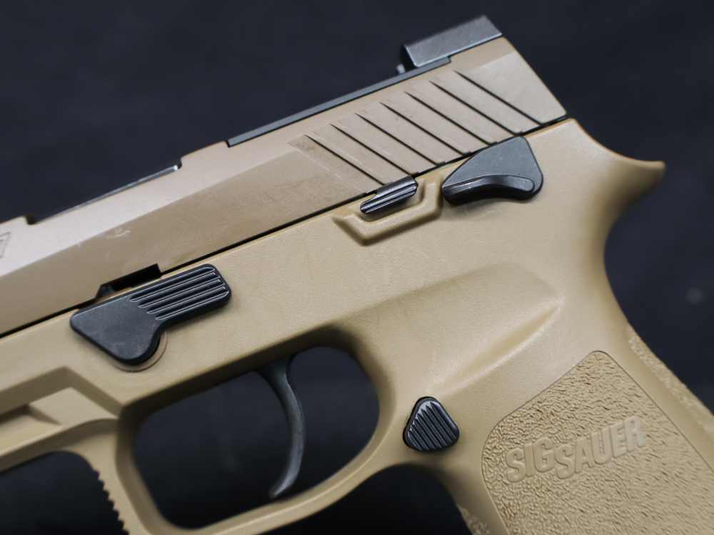 SIG SAUER M17, 9MMX19 SIG PENNY!-img-9