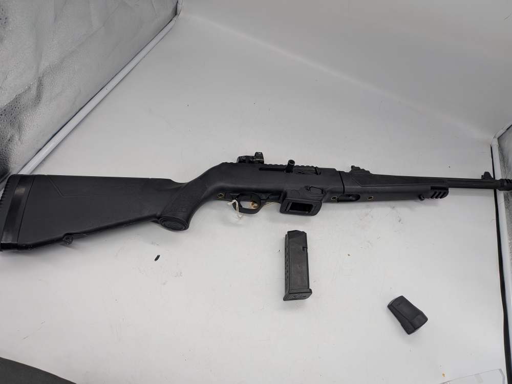 Ruger PC Carbine chambered in 9MM with soft case and vortex veno optic-img-2