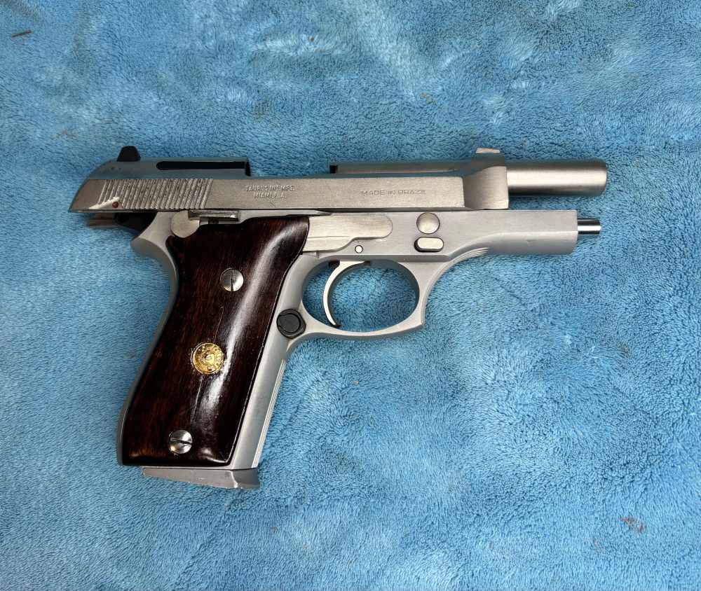 Taurus Model PT 58 S 380 ACP Beretta 84FS Clone-img-3