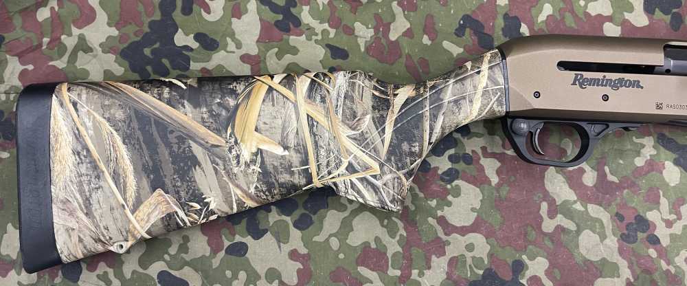 Remington V3 Waterfowl Real Tree Camo & Bronze Ceracote 12 Ga Autoloader-img-7