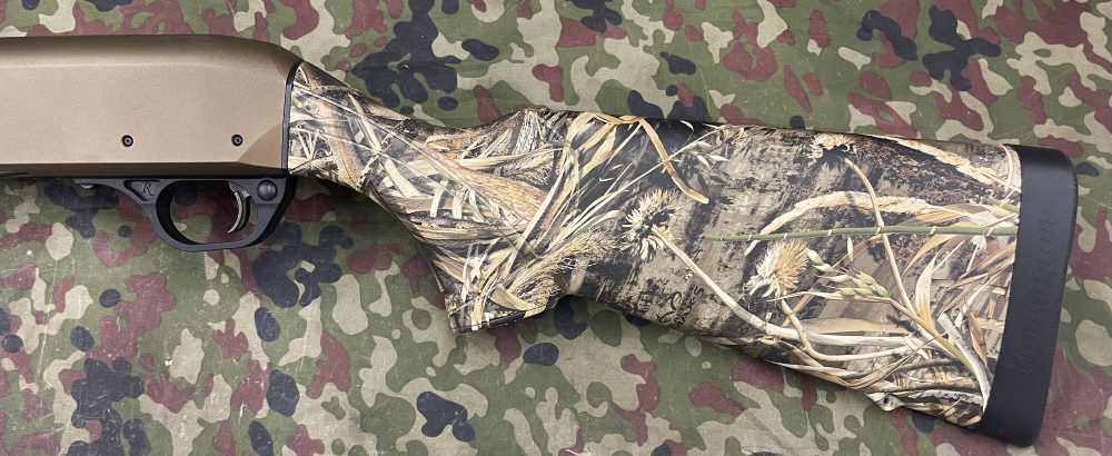 Remington V3 Waterfowl Real Tree Camo & Bronze Ceracote 12 Ga Autoloader-img-12