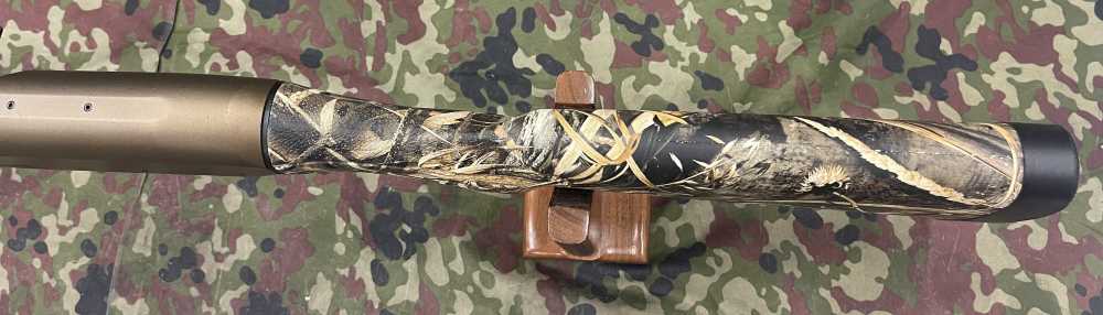 Remington V3 Waterfowl Real Tree Camo & Bronze Ceracote 12 Ga Autoloader-img-15