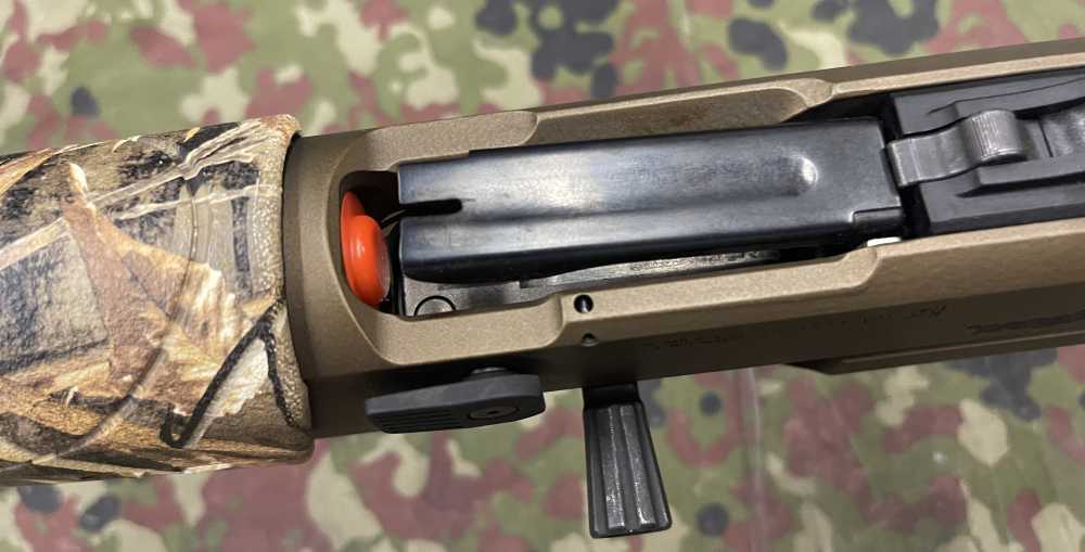 Remington V3 Waterfowl Real Tree Camo & Bronze Ceracote 12 Ga Autoloader-img-22