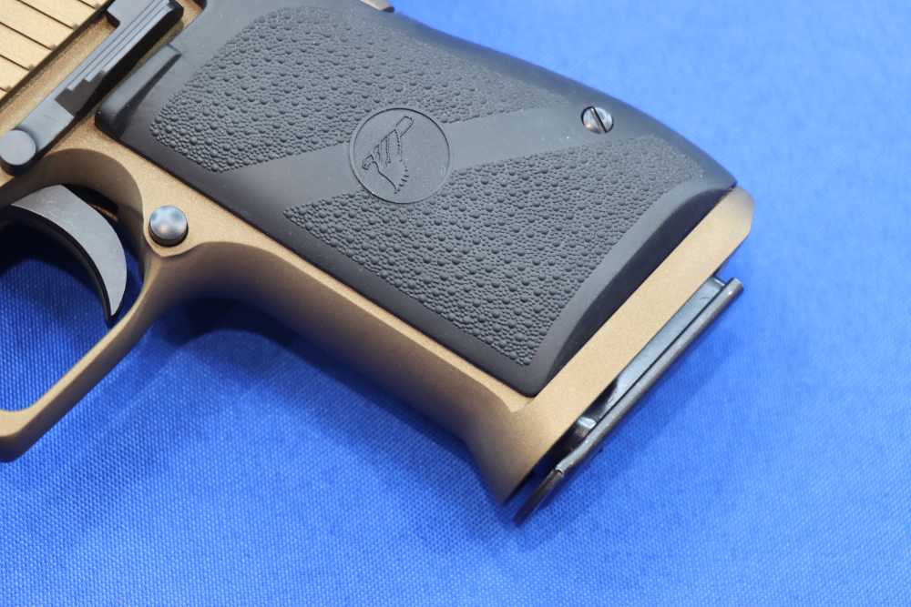 Magnum Research DESERT EAGLE Model DE50 Pistol 50AE Bronze 50 CAL AE NEW L6-img-7