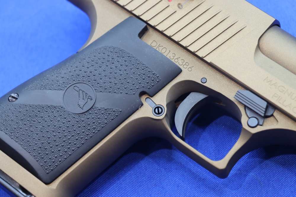 Magnum Research DESERT EAGLE Model DE50 Pistol 50AE Bronze 50 CAL AE NEW L6-img-13
