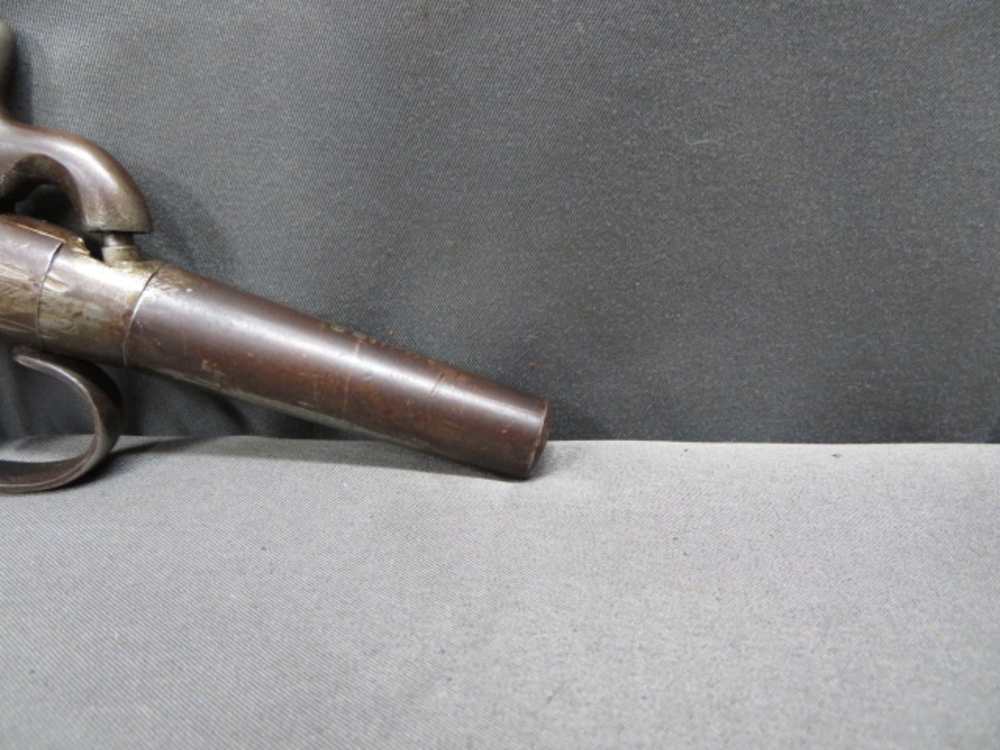 ANTIQUE .36 CALIBER PERCUSSION POCKET / MUFF PISTOL-SCREW BARREL-img-2