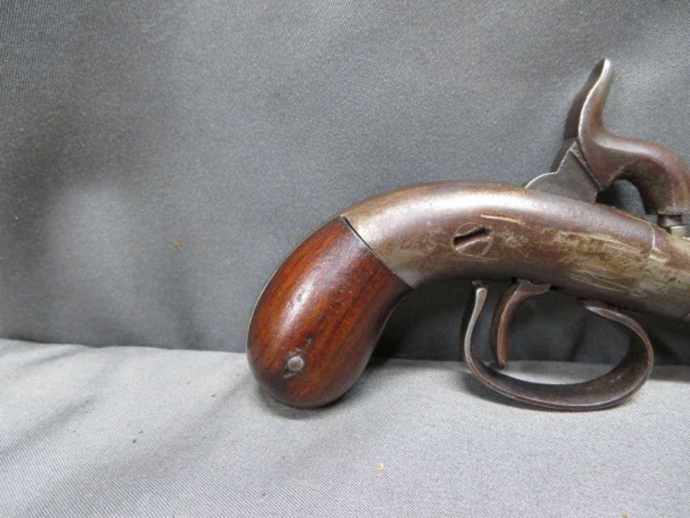 ANTIQUE .36 CALIBER PERCUSSION POCKET / MUFF PISTOL-SCREW BARREL-img-1