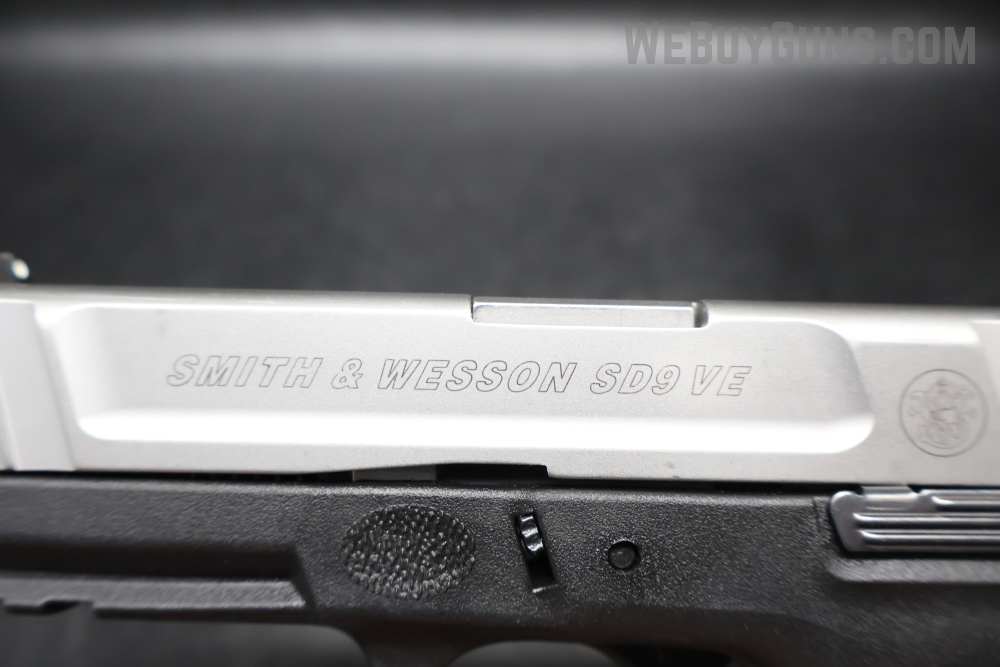 Smith and Wesson SD9 VE Semi-Automatic Pistol 9x19mm-img-13