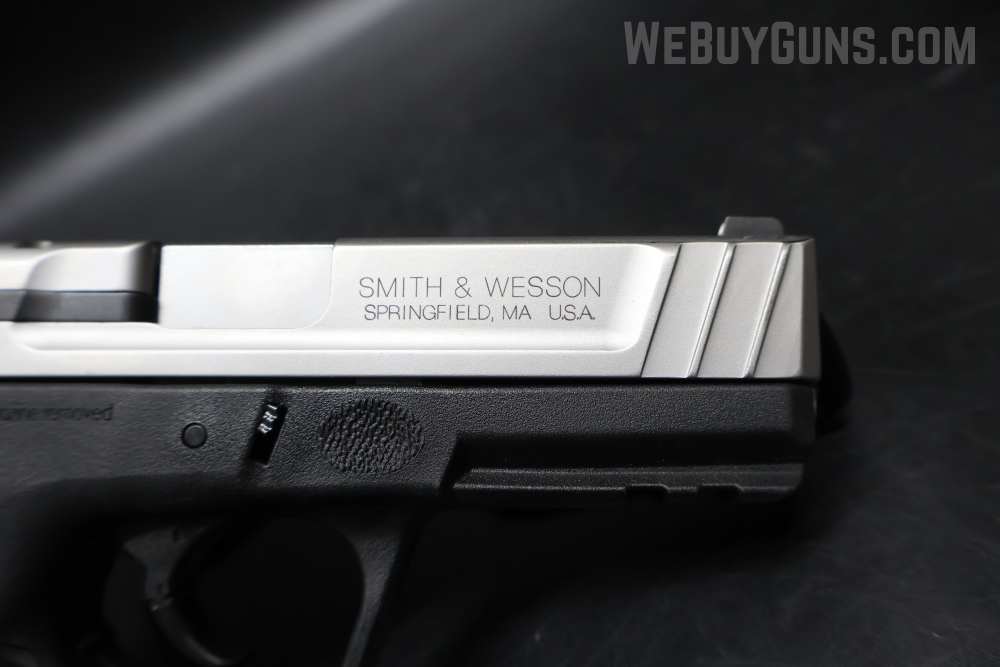 Smith and Wesson SD9 VE Semi-Automatic Pistol 9x19mm-img-3