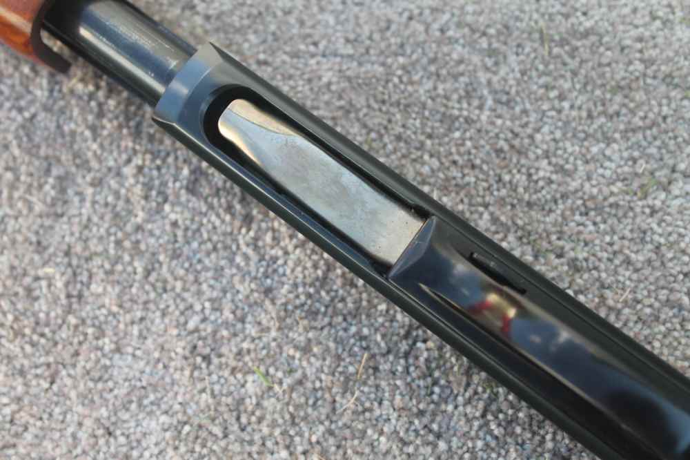Remington  870 Wingmaster LW 28ga 2 3/4 Skeet choke Excellent Condition !-img-9