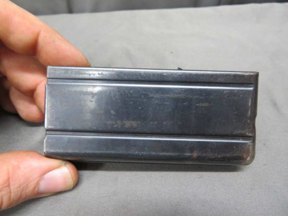 2 US MILITARY M1 CARBINE MAGAZINES W/ POUCH-BOTH WINCHESTER-img-3
