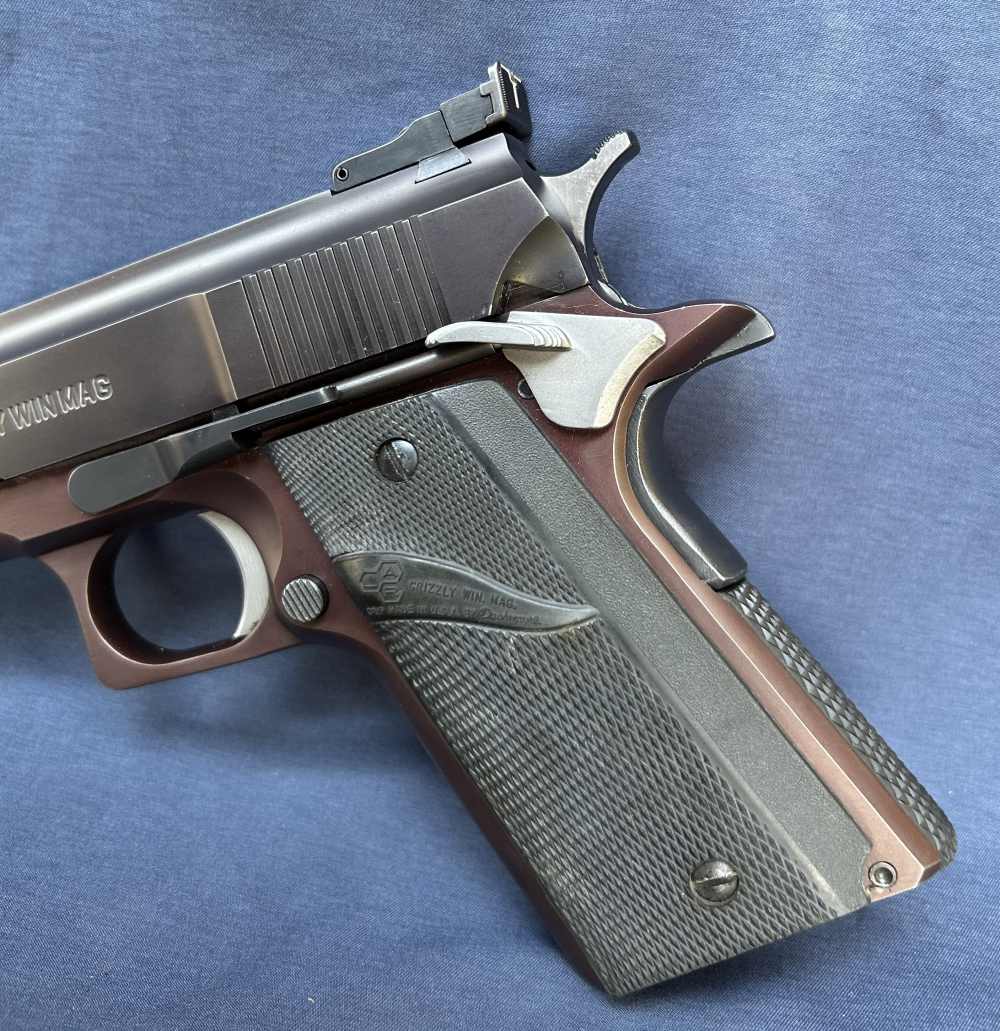 Two Tone LAR Grizzly Mark I .45 Win. Mag Serial #104 and NOS 357 Mag Kit -img-8