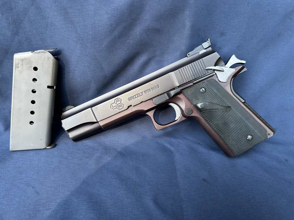 Two Tone LAR Grizzly Mark I .45 Win. Mag Serial #104 and NOS 357 Mag Kit -img-24