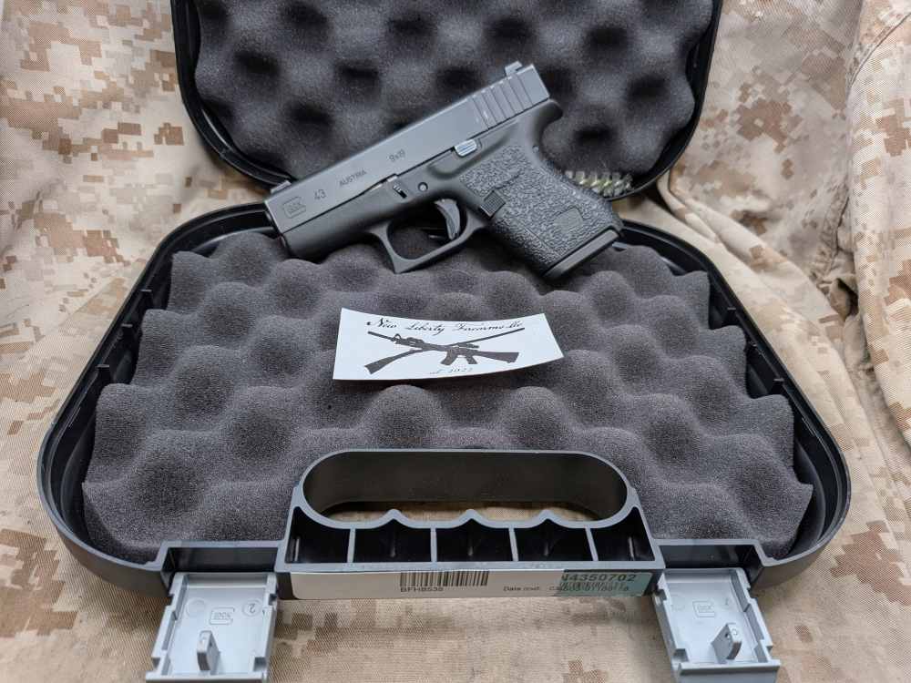 Glock 43 9MM Slimline G43 Police Trade In USED Night Sights-img-0