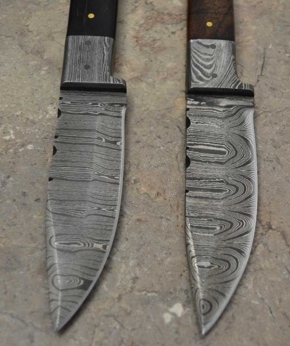 Custom Made Damascus Steel Set of 2 Hunting Knives with Mix Handle (LT 10)-img-2