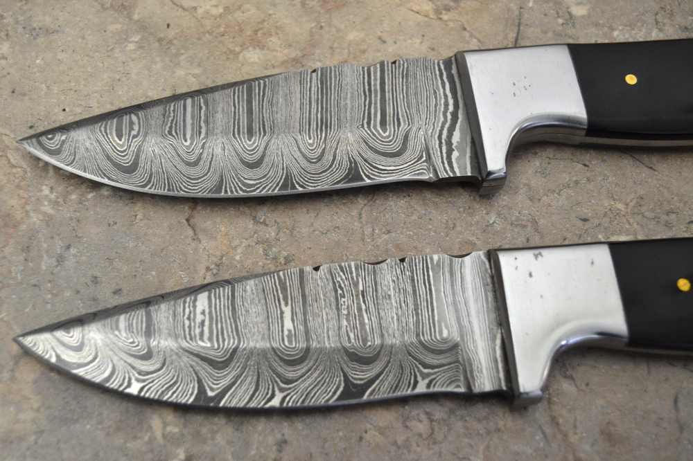  Custom Made Damascus Steel Set of 2 Hunting Knives with Mix Handle (LT 14)-img-1