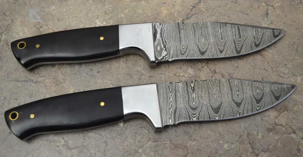  Custom Made Damascus Steel Set of 2 Hunting Knives with Mix Handle (LT 14)-img-3