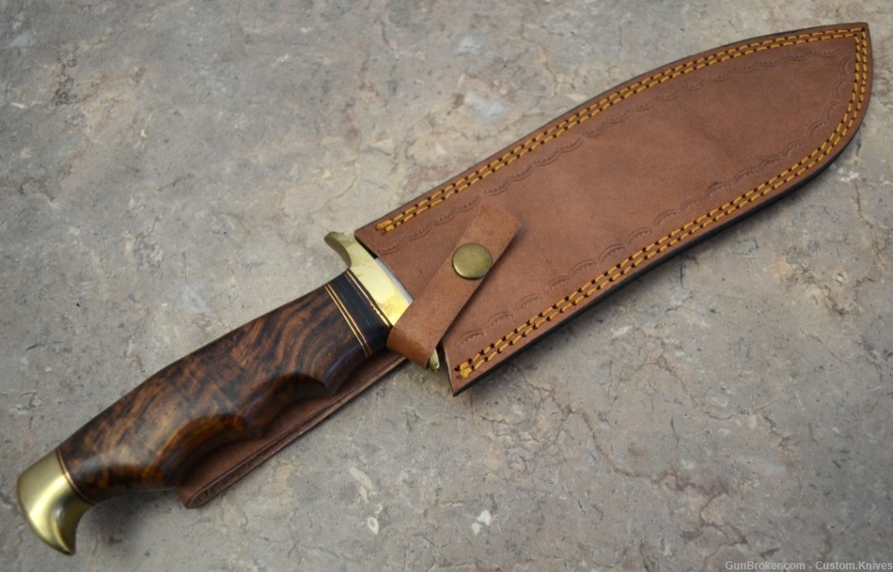 Custom Made Surgical Steel Hunting Knife with Walnut Wood Handle (AS 18)-img-6