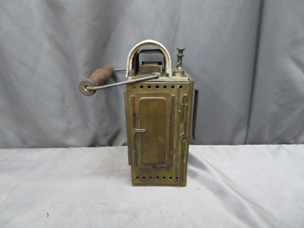 WWII GERMAN REICHSBAHN RAILWAY LANTERN-ORIGINAL-DATED 1940-img-6