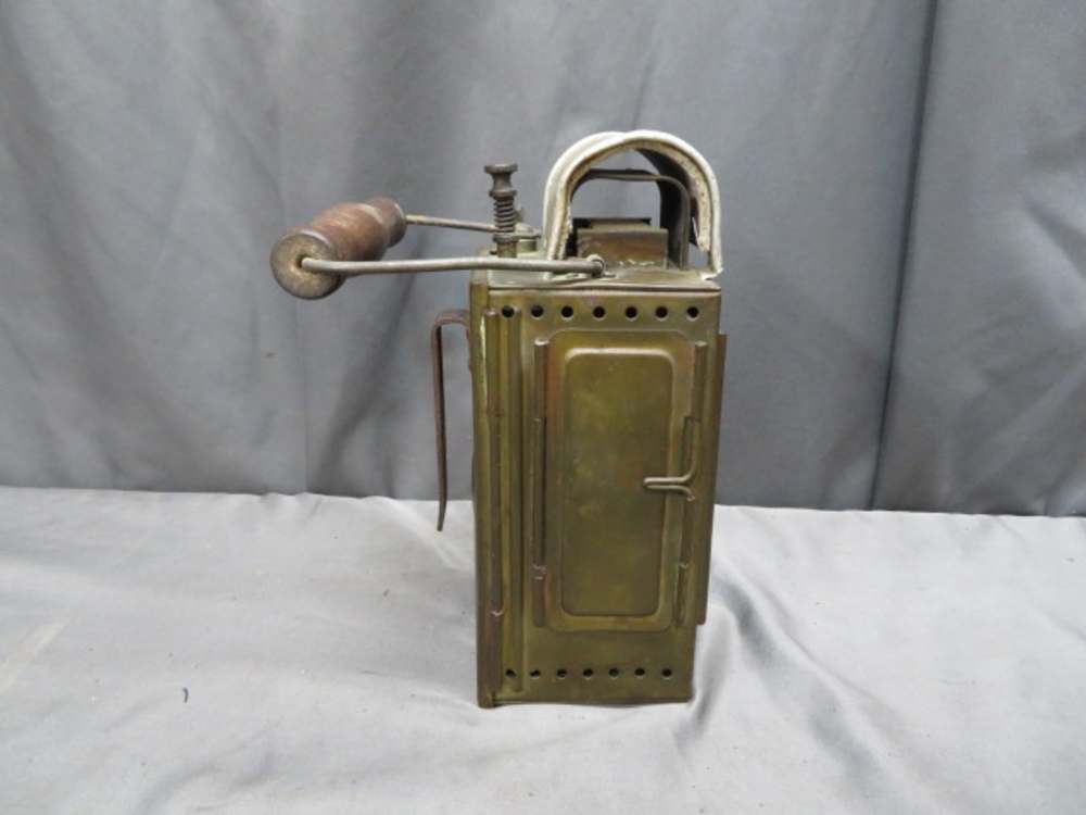 WWII GERMAN REICHSBAHN RAILWAY LANTERN-ORIGINAL-DATED 1940-img-3