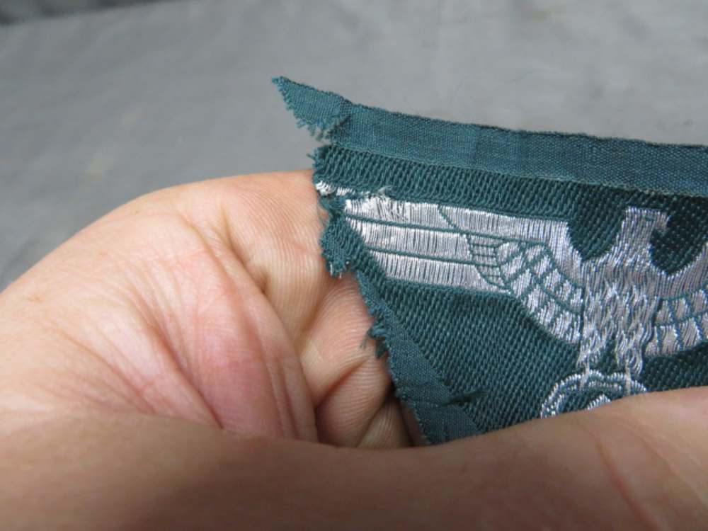 WWII GERMAN ARMY BREAST EAGLE-ORIGINAL-BEVO TYPE-img-1