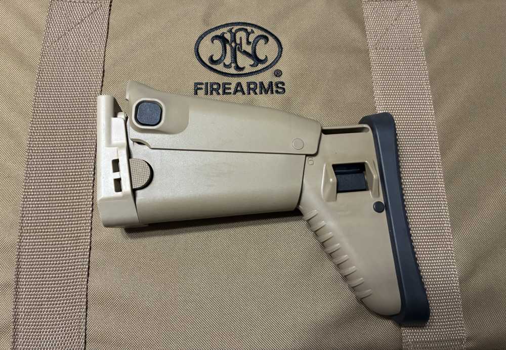 FN SCAR 15 16 17 FDE Factory STOCK  LIKE NEW 15p 16s 17s-img-0
