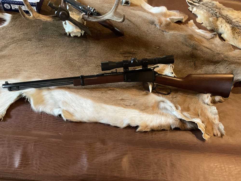 Henry Frontier 22 S/L/LR 16/17/23+1 20" Blued Oct 4x-32mm scope Nice Exc-img-2