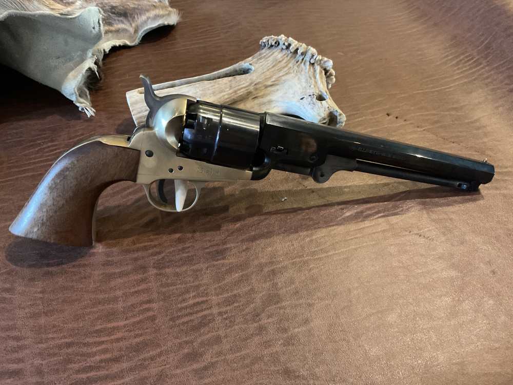 Pietta 1860 Army Black Powder Revolver 44 CALIBER Brass Frame Nice Ex Sale!-img-1