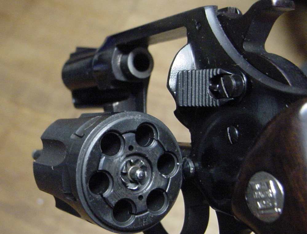 Charter Arms Off Duty 22 Revolver-img-3