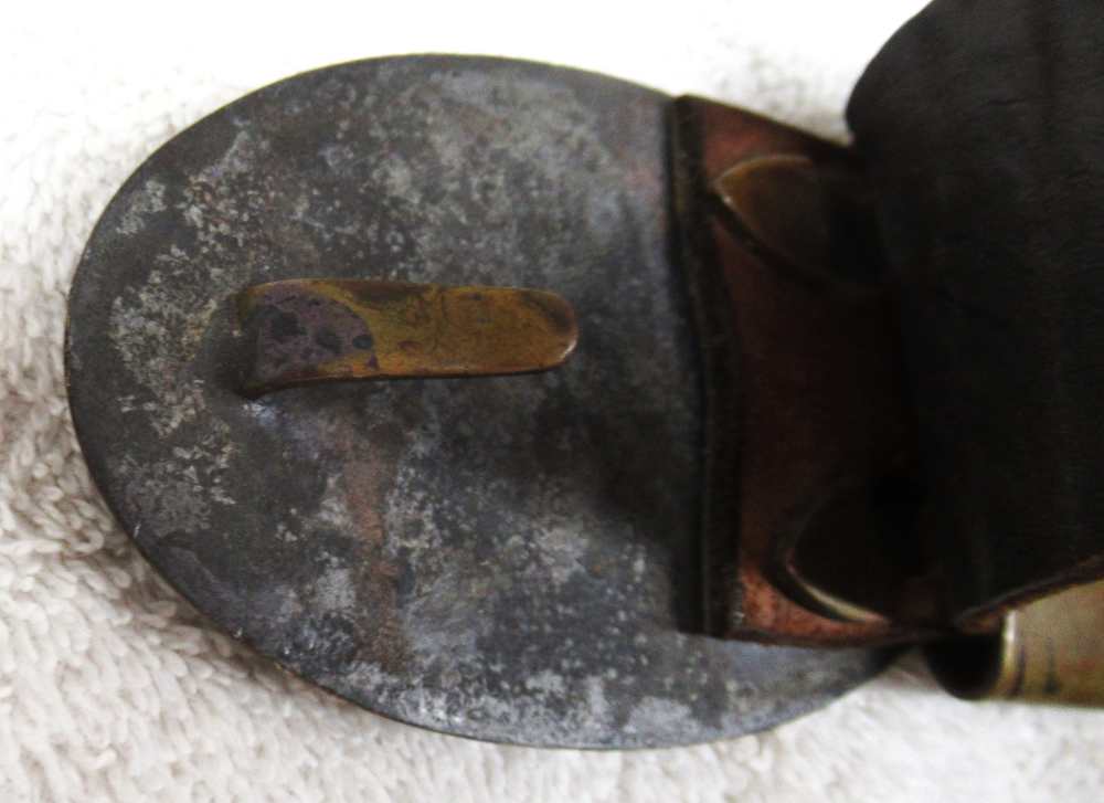 Confederate Revolver (Reproduction) With Belt And Accessories, Circa 1863.-img-6