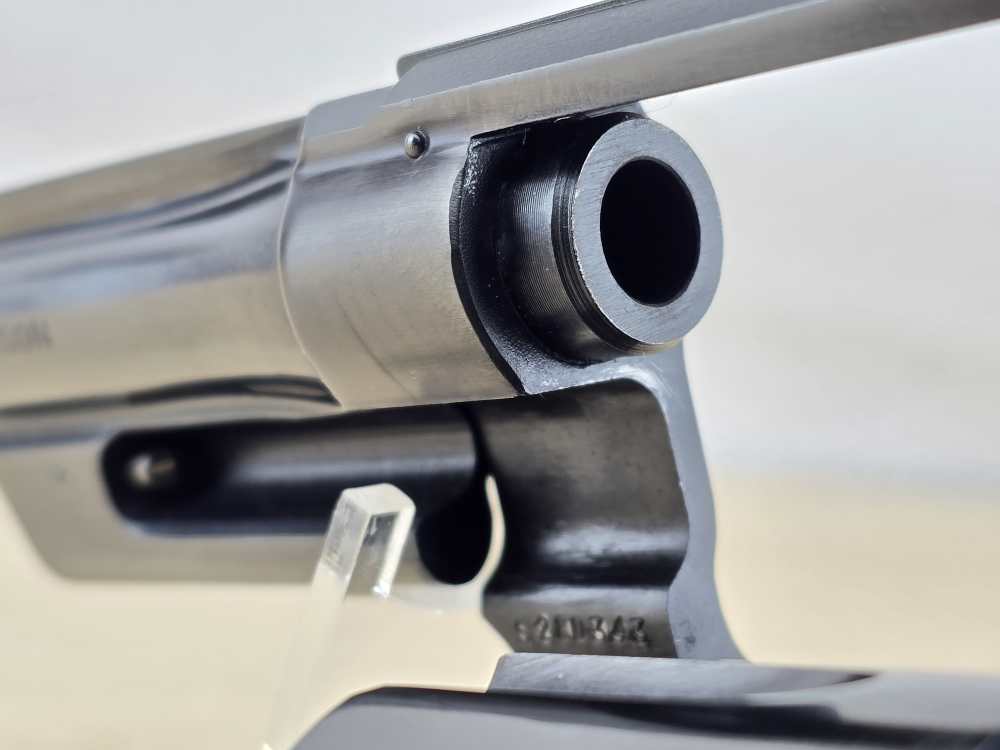 Smith & Wesson 28-2 in .357 Magnum - 1966 - 6inch - VERY CLEAN!-img-48