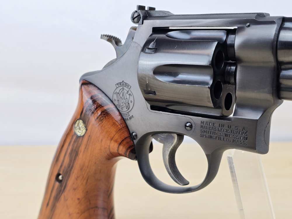 Smith & Wesson 28-2 in .357 Magnum - 1966 - 6inch - VERY CLEAN!-img-17