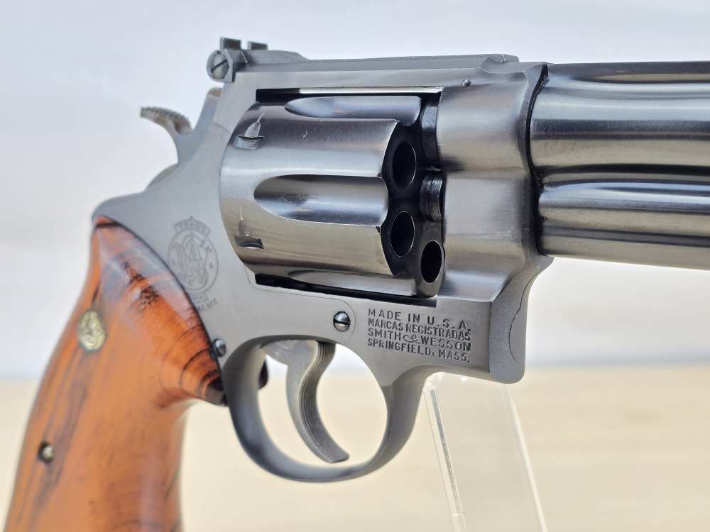 Smith & Wesson 28-2 in .357 Magnum - 1966 - 6inch - VERY CLEAN!-img-18
