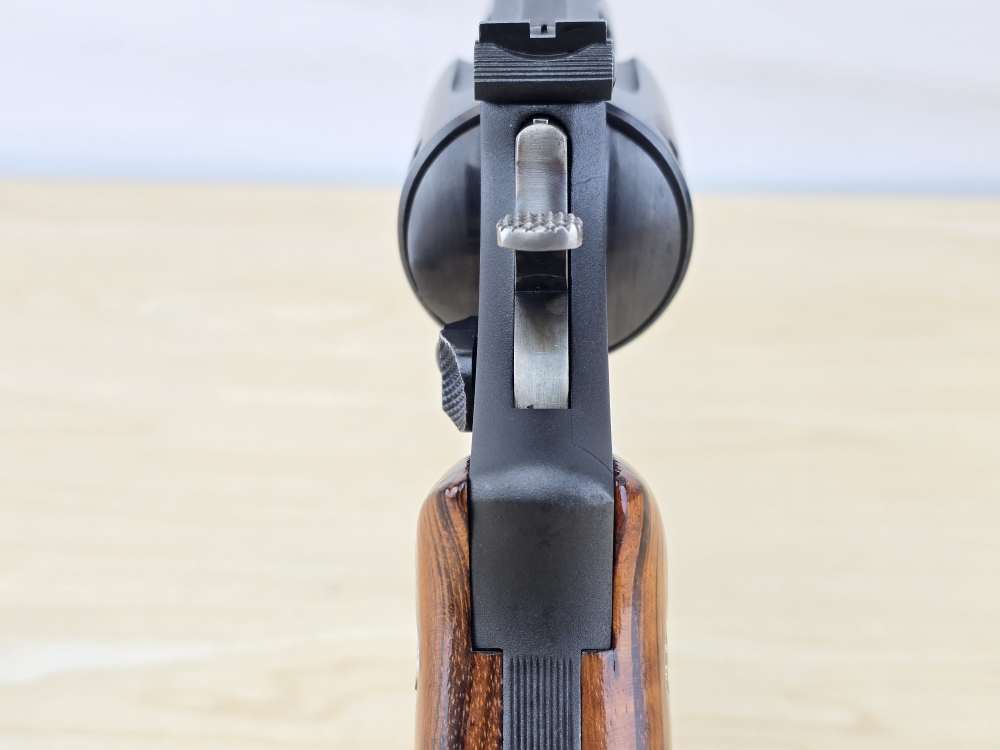 Smith & Wesson 28-2 in .357 Magnum - 1966 - 6inch - VERY CLEAN!-img-11