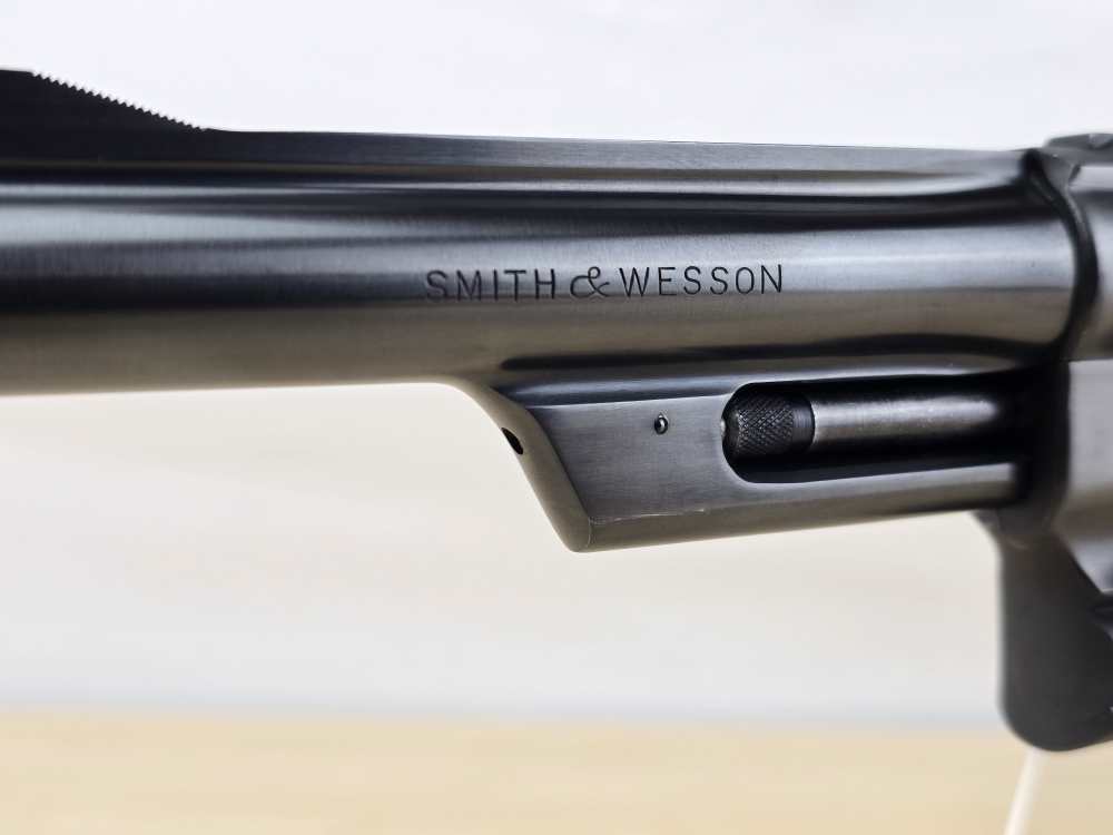 Smith & Wesson 28-2 in .357 Magnum - 1966 - 6inch - VERY CLEAN!-img-3