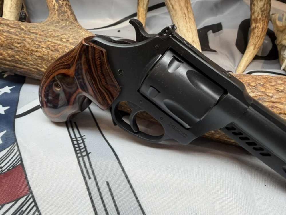 CHARTER ARMS DOUBLE DOG 357 MAG/9MM REVOLVER-img-4