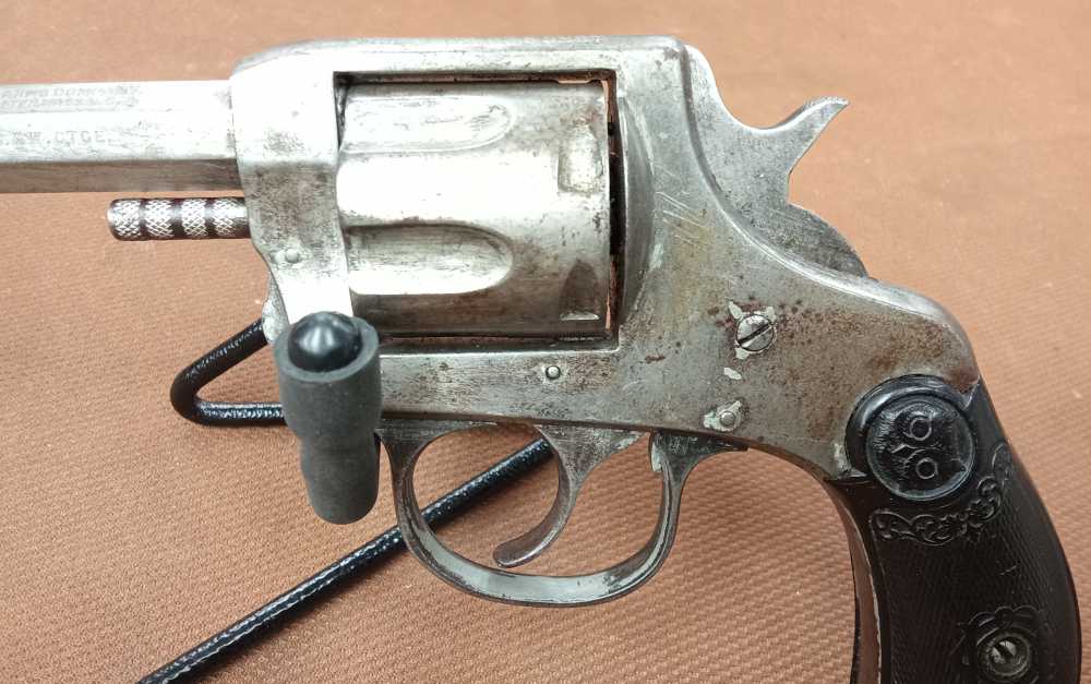 Harrington double action 32 S&W Revolver -img-0
