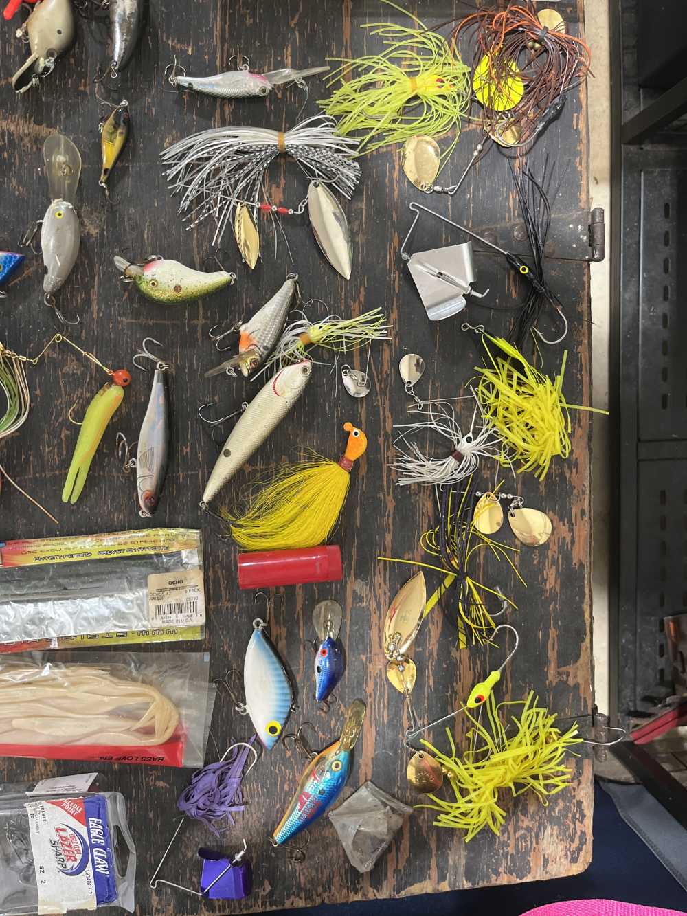 Assorted fishing lure lot-img-2