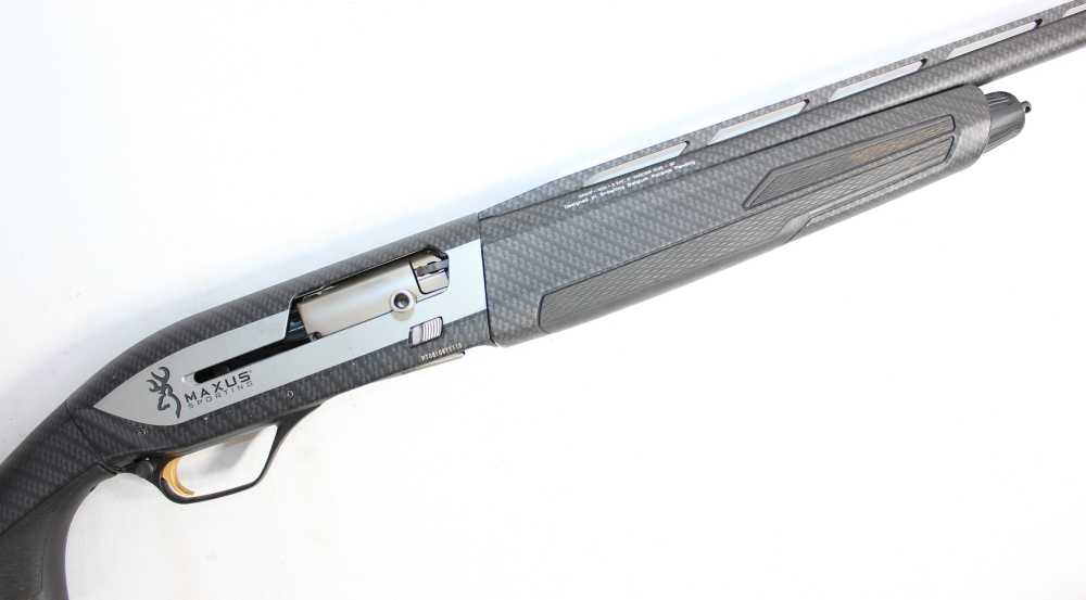 BROWNING MAXUS II SPORTING 12GA 20" BBL CARBON FIBER W/ CASE & 3-CHOKES-img-6