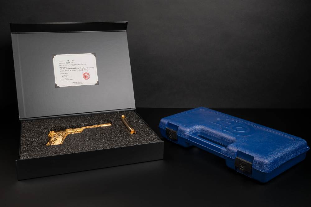 Colt 1911 in 24K Gold & Full Engraving-img-16