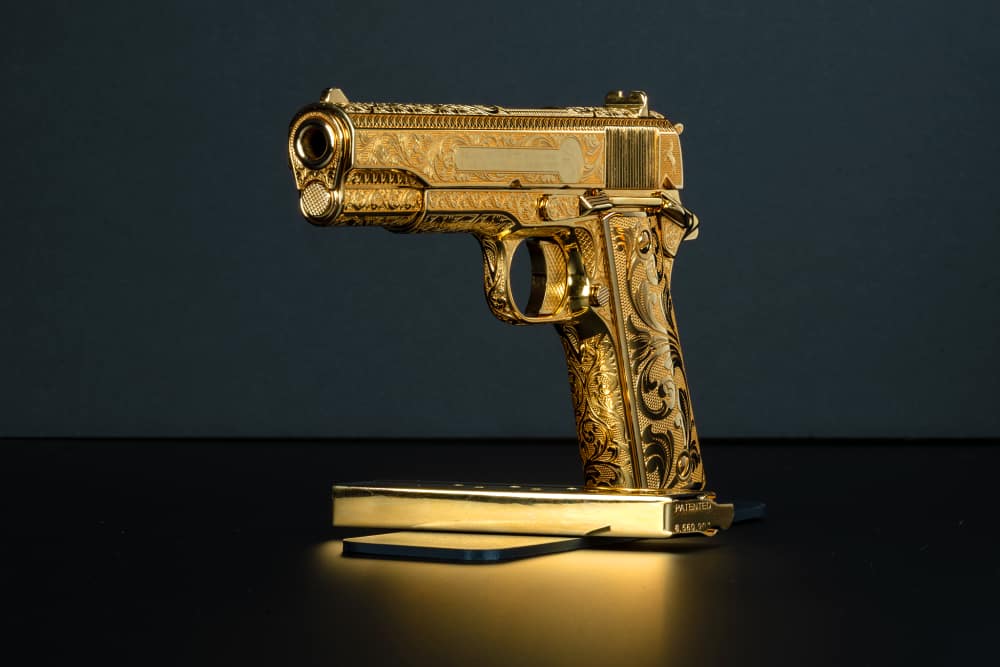 Colt 1911 in 24K Gold & Full Engraving-img-8