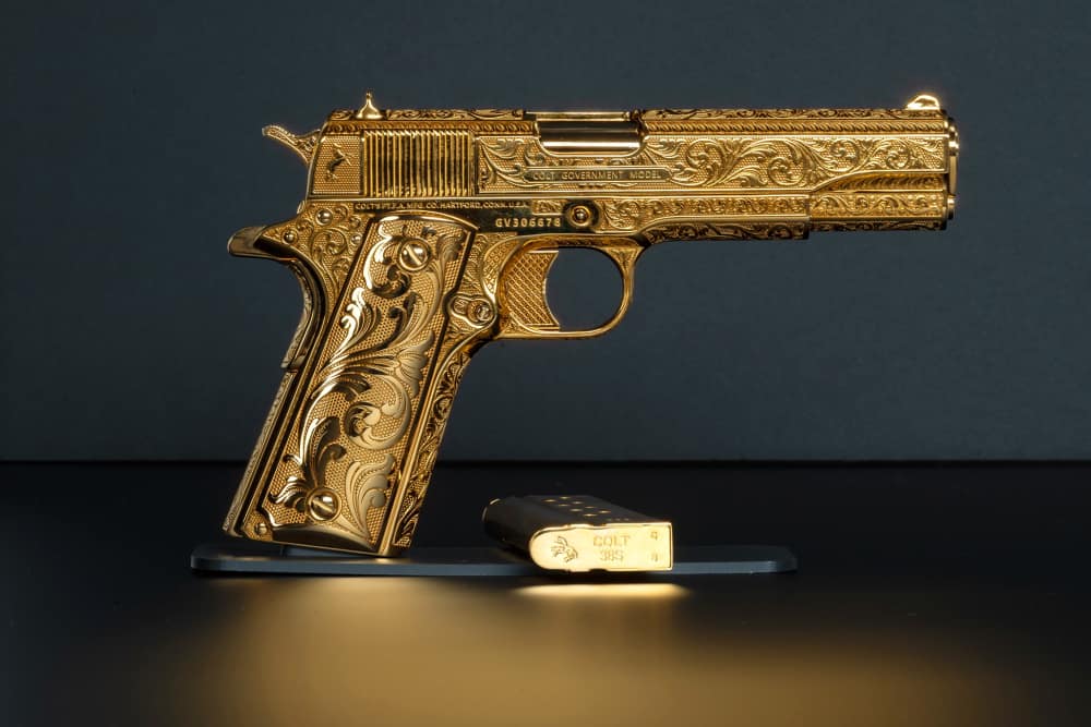 Colt 1911 in 24K Gold & Full Engraving-img-0