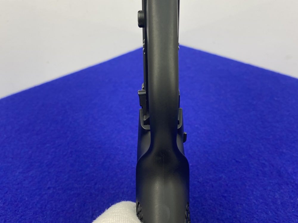 Beretta U22 Neos .22 LR Pistol Black 4.5" *FULL LENGTH TOP WEAVER RAIL*-img-24
