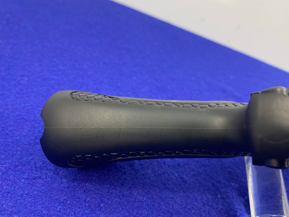 Beretta U22 Neos .22 LR Pistol Black 4.5" *FULL LENGTH TOP WEAVER RAIL*-img-15